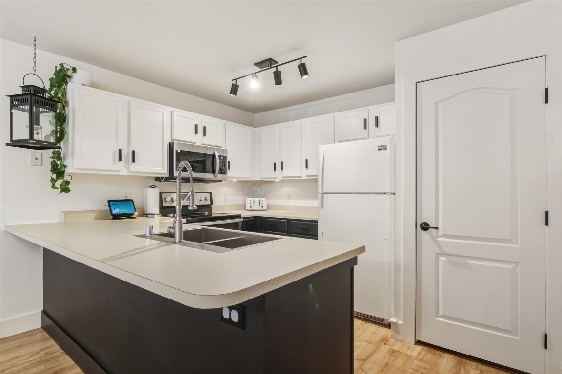 303 Pelican CIRCLE 1906