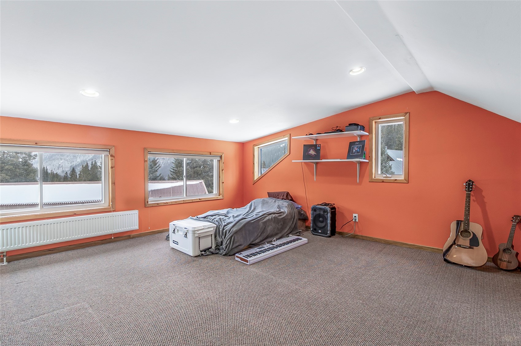 5291 Montezuma ROAD