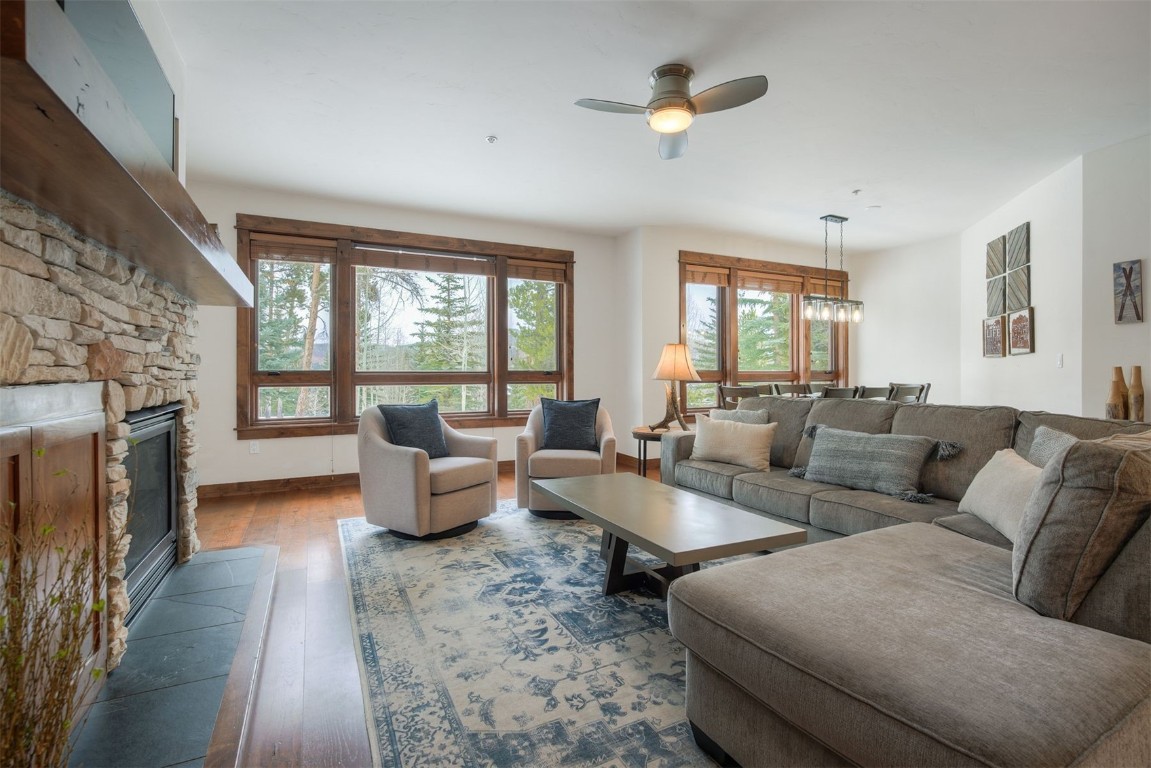 42 Snowflake DRIVE 413