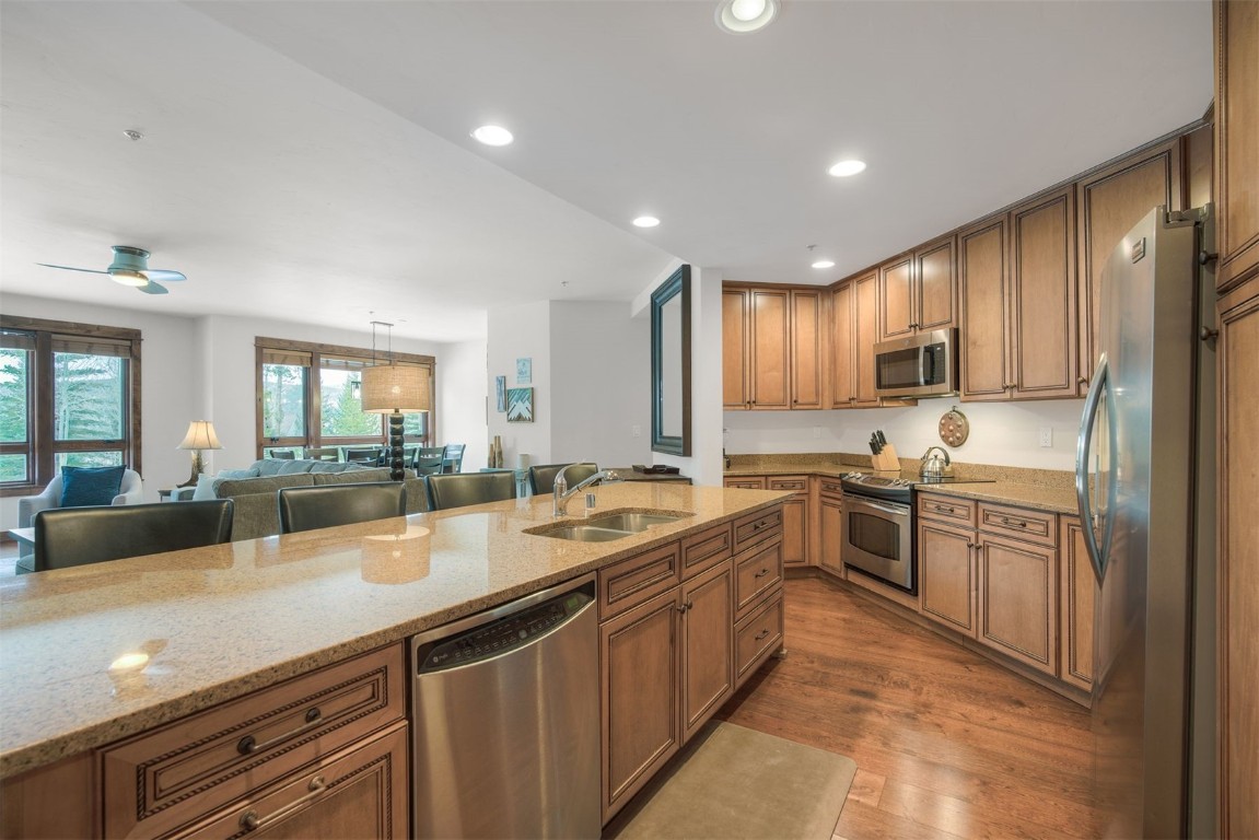 42 Snowflake DRIVE 413