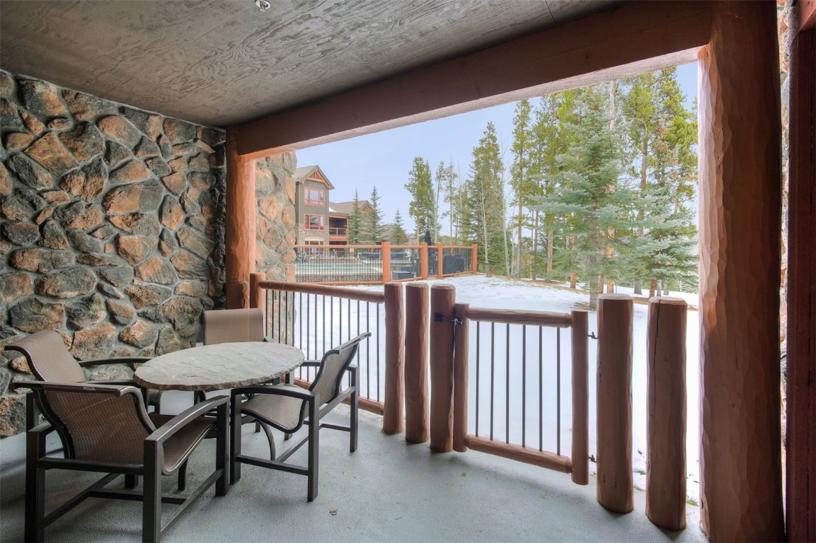 42 Snowflake DRIVE 413