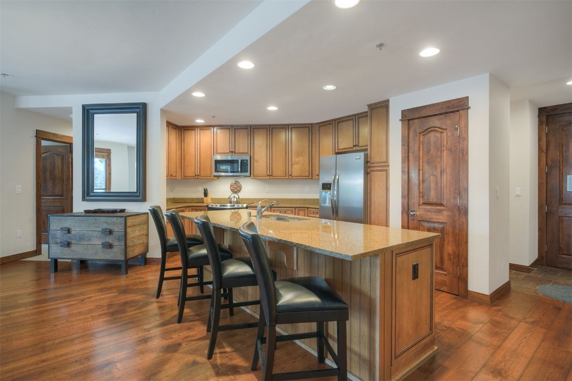 42 Snowflake DRIVE 413