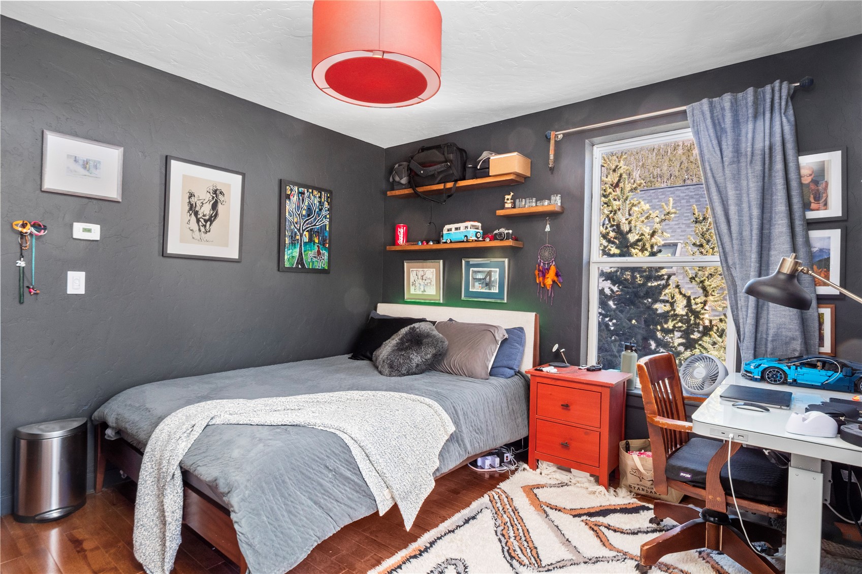 68 Midnight Sun ROAD