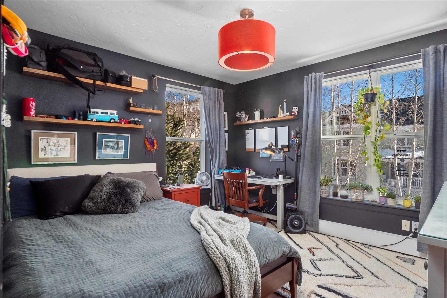 68 Midnight Sun ROAD