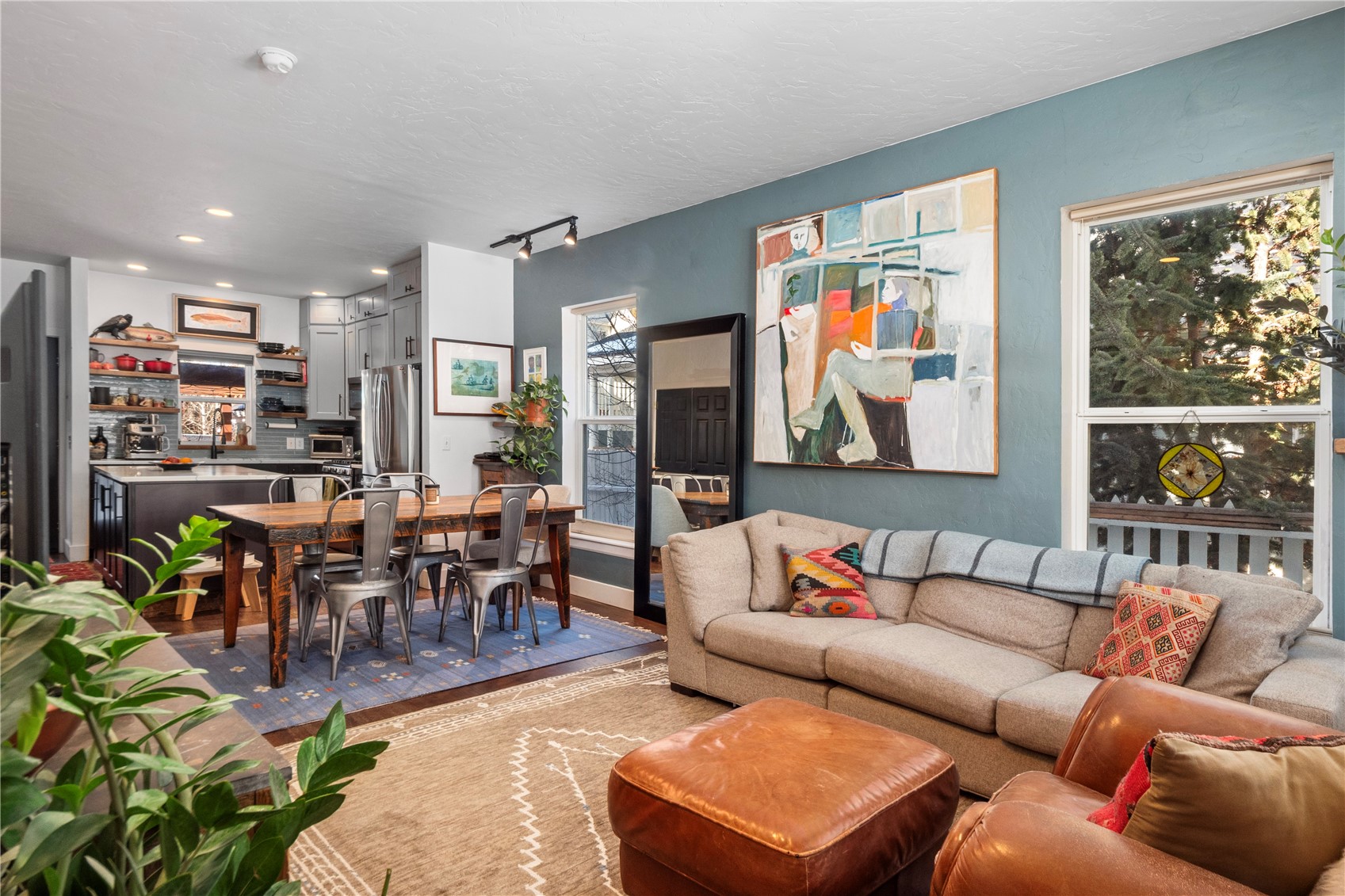 68 Midnight Sun ROAD