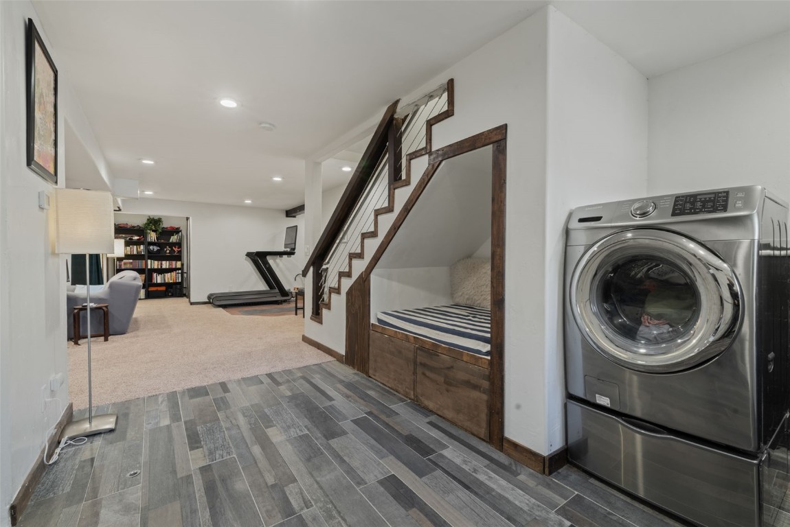 158 Oak Ridge CIRCLE