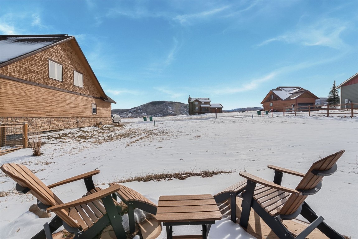 158 Oak Ridge CIRCLE