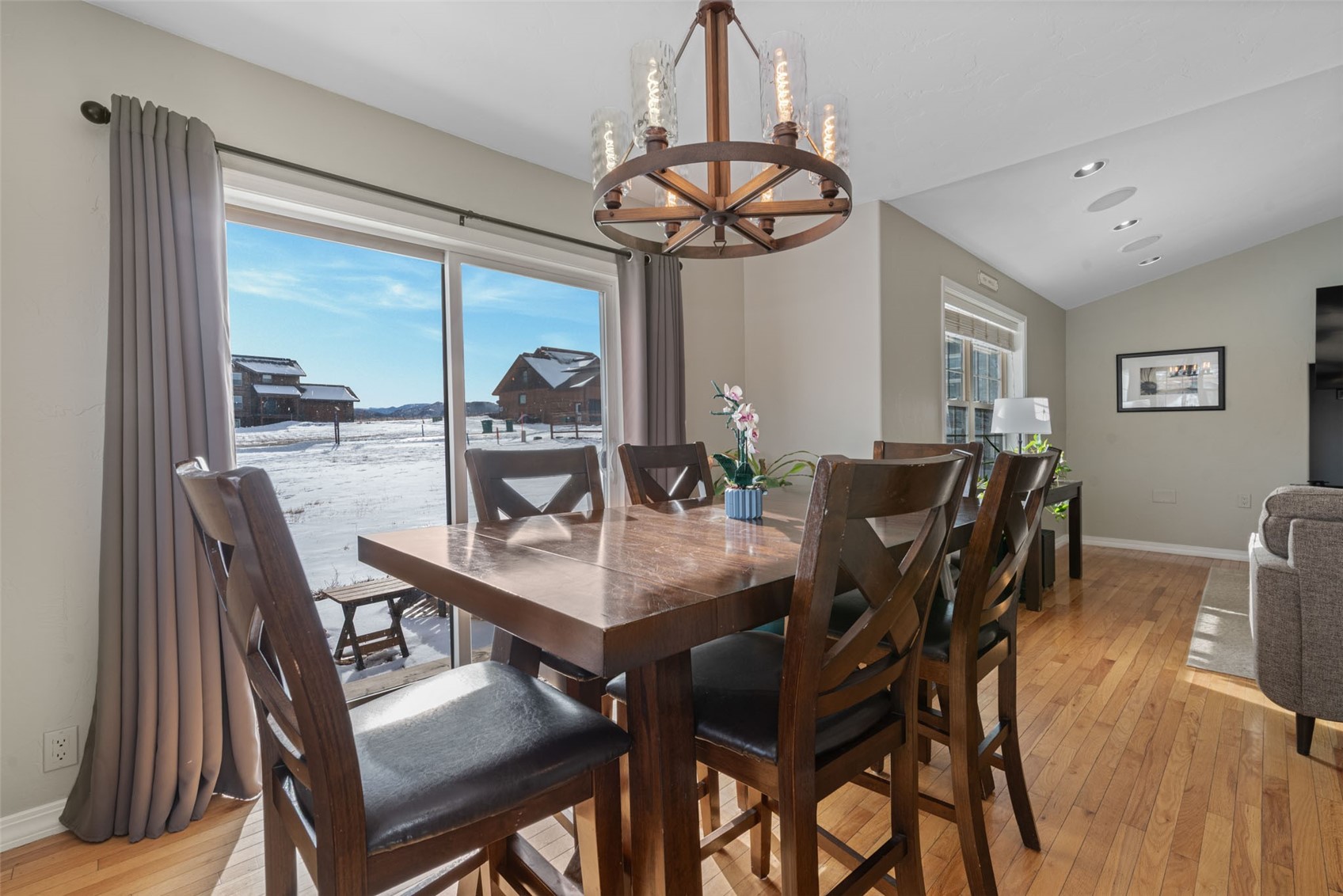 158 Oak Ridge CIRCLE