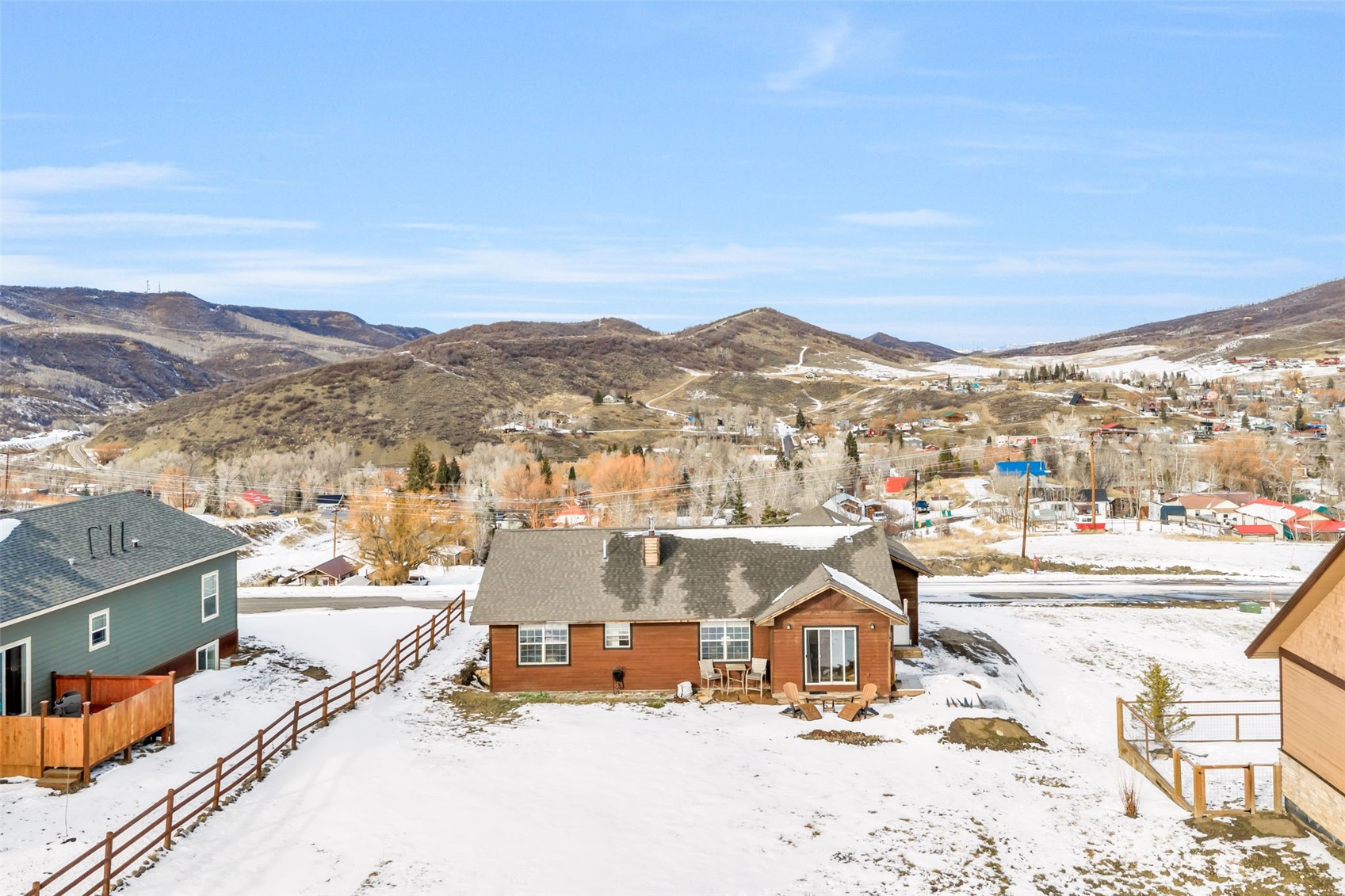 158 Oak Ridge CIRCLE