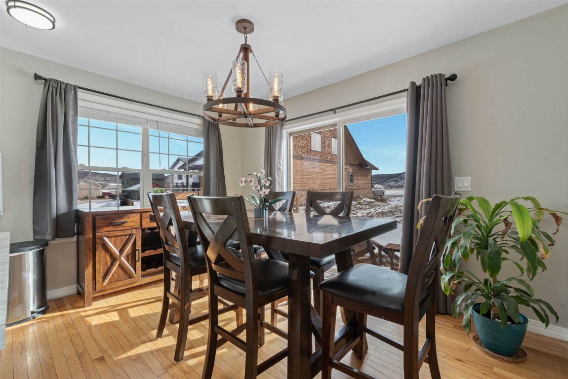 158 Oak Ridge CIRCLE