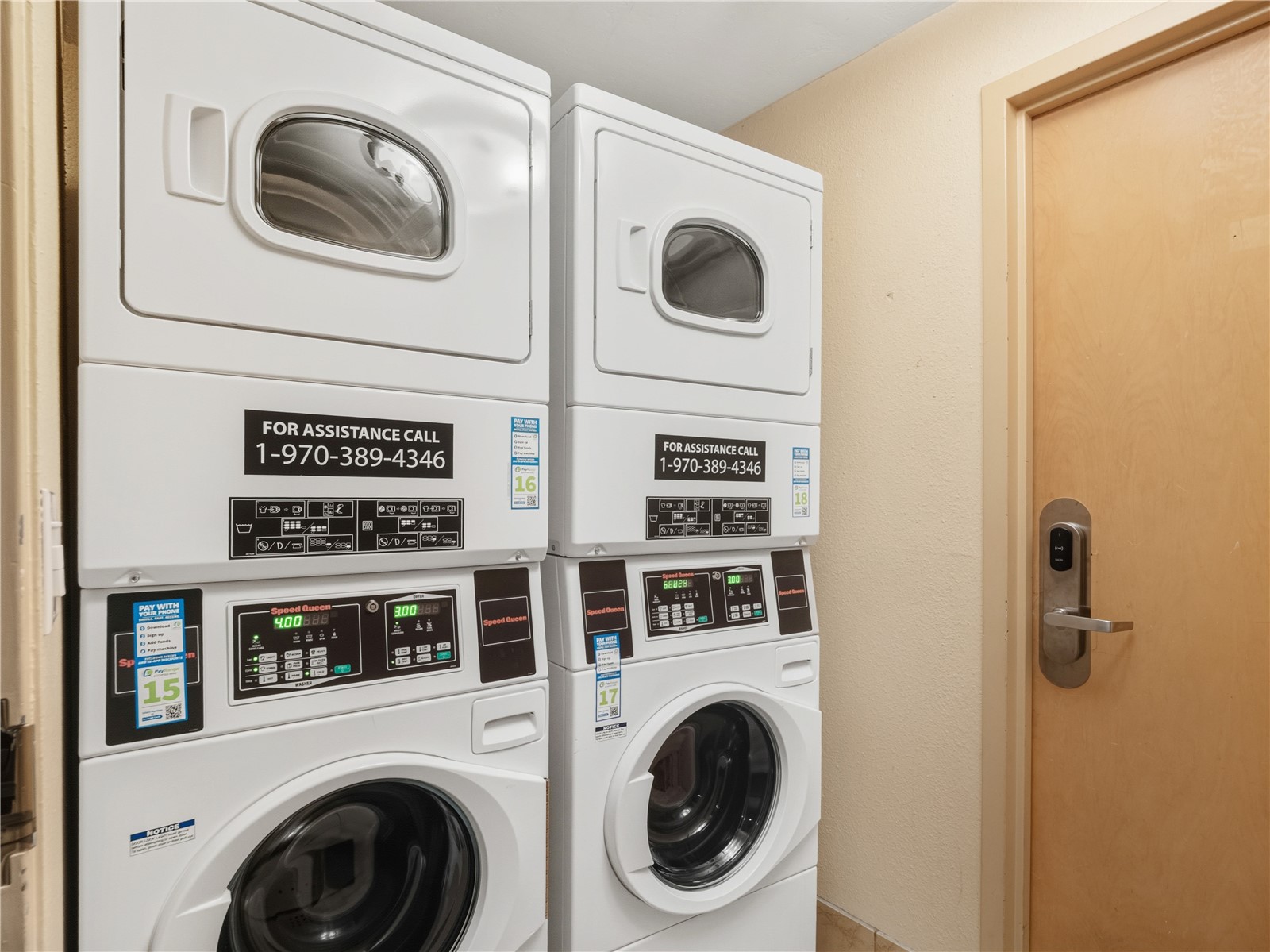 535 S Park AVENUE 214