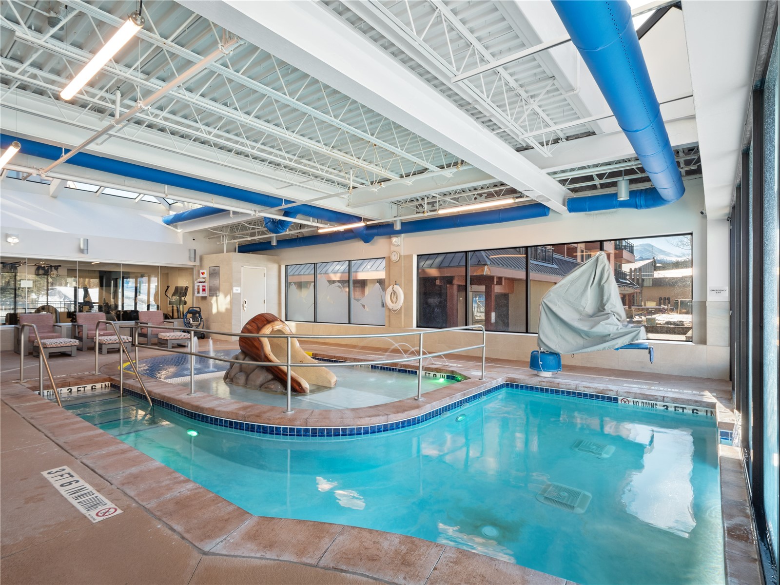 535 S Park AVENUE 214