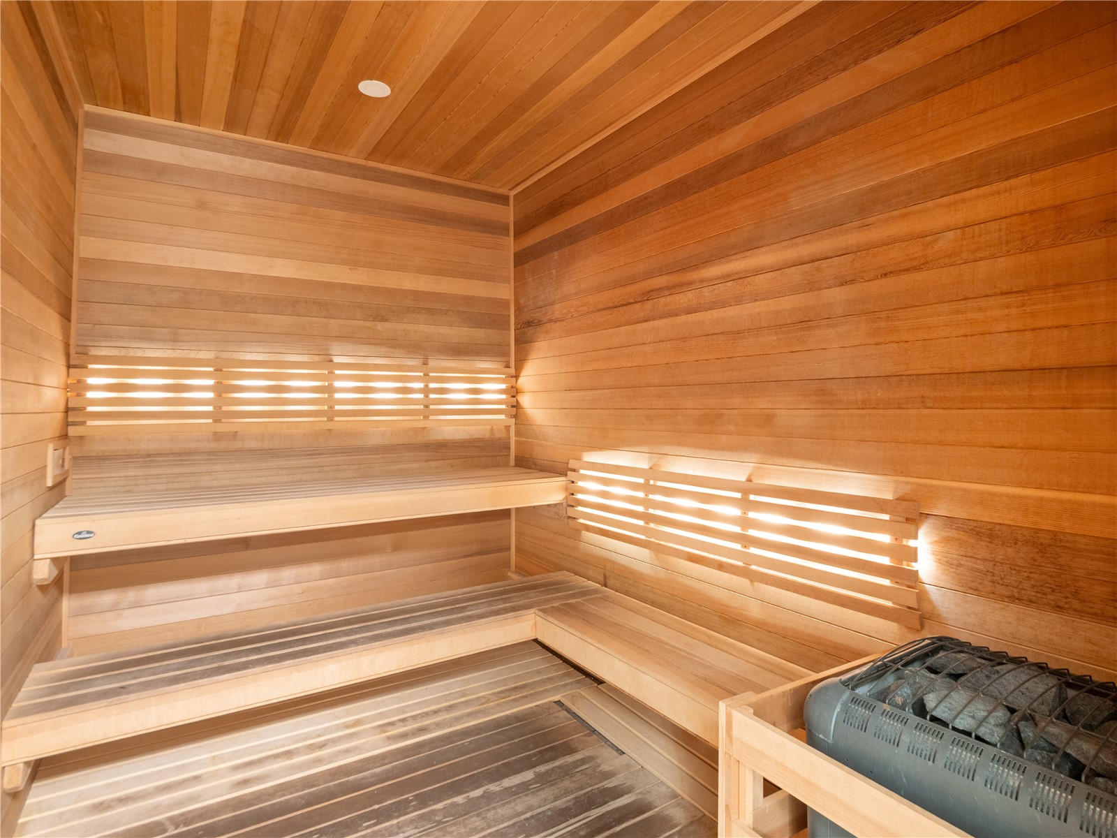 535 S Park AVENUE 214