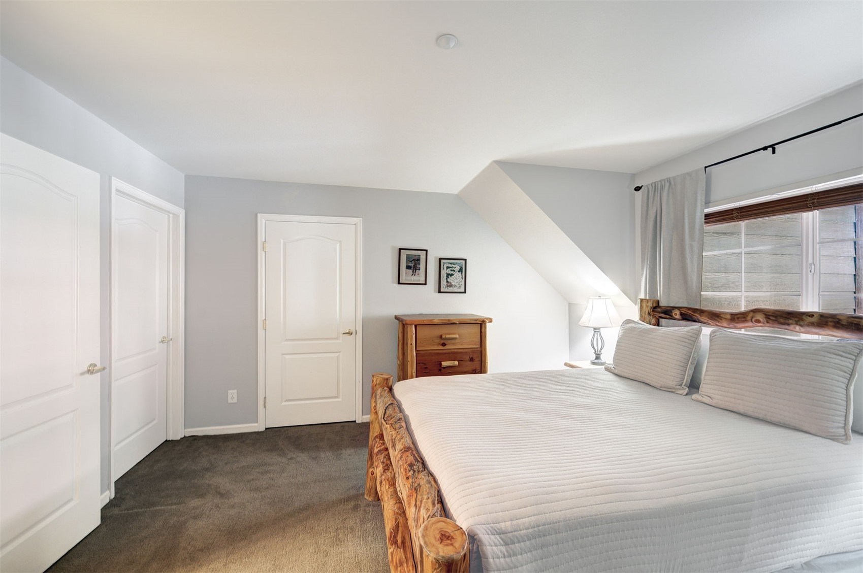 233 Pelican CIRCLE 1509