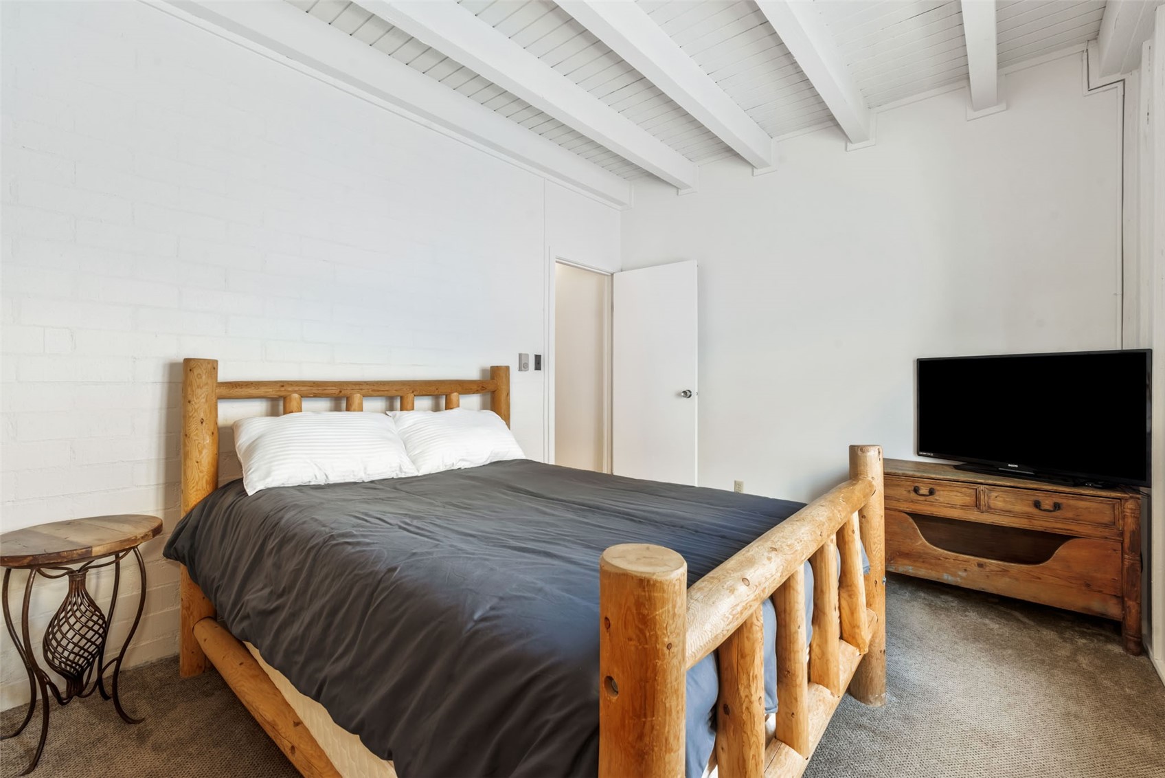 1920 Ski Time Square DRIVE 311