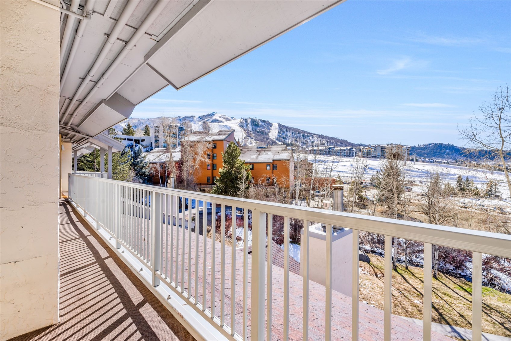 1920 Ski Time Square DRIVE 311