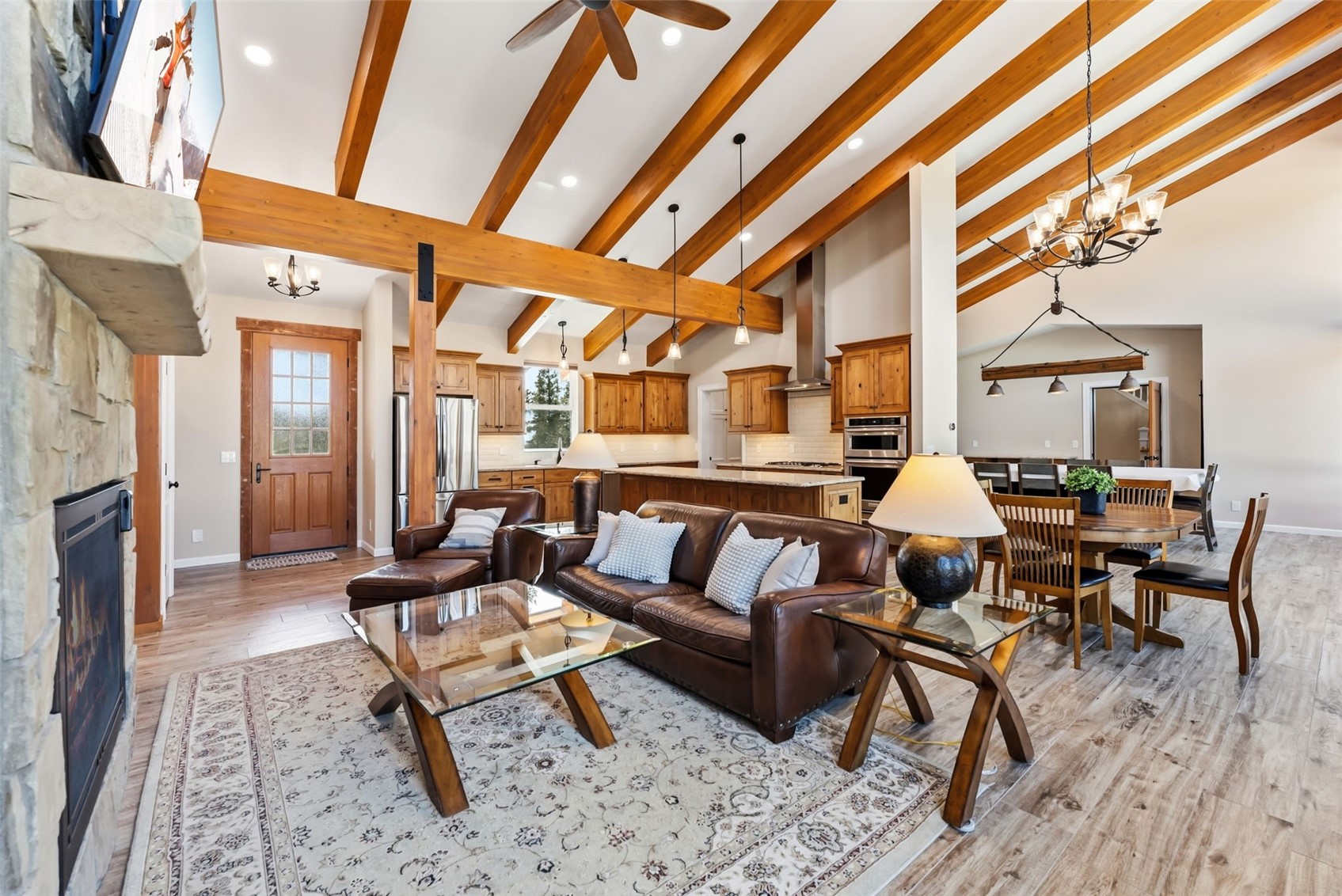 1227 Edgewood ROAD