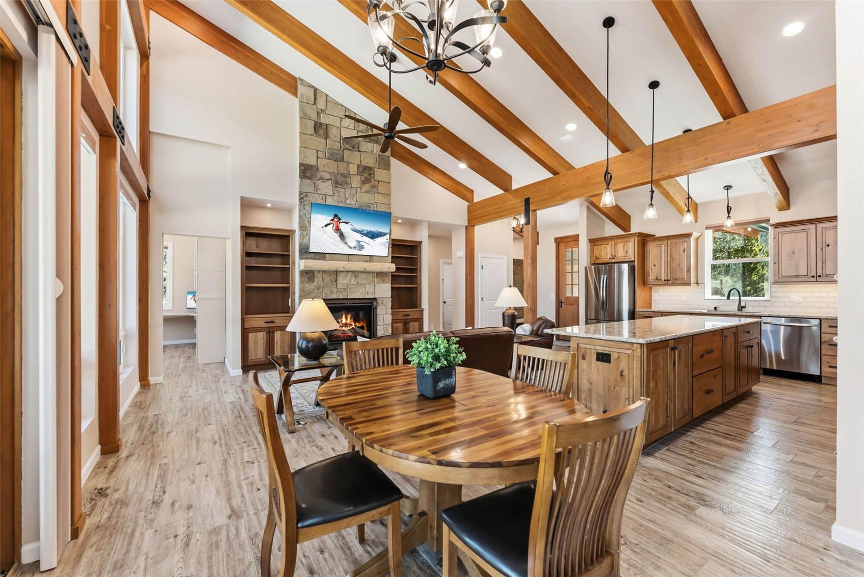 1227 Edgewood ROAD