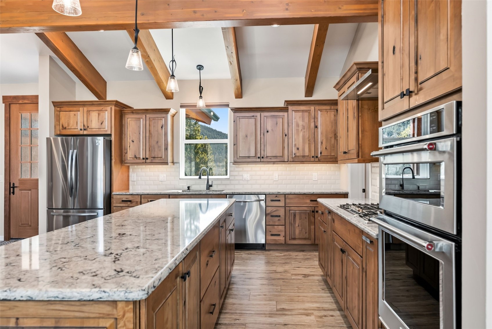1227 Edgewood ROAD