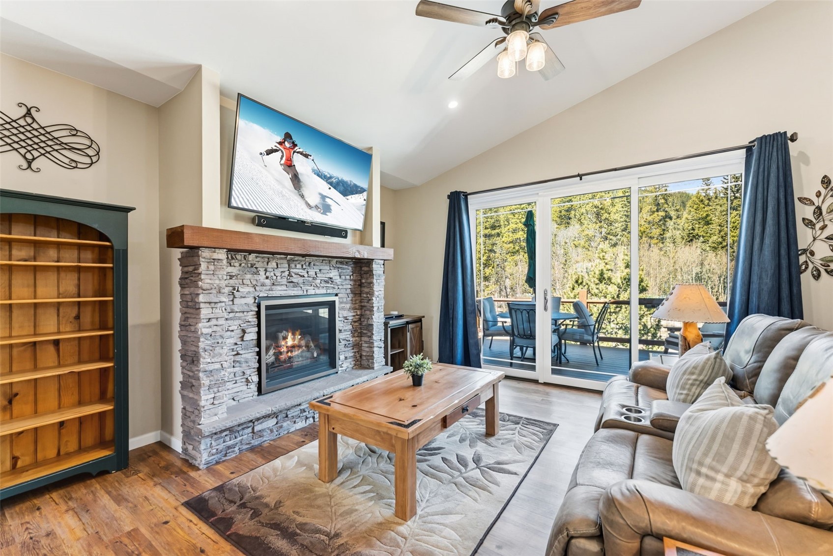 1227 Edgewood ROAD