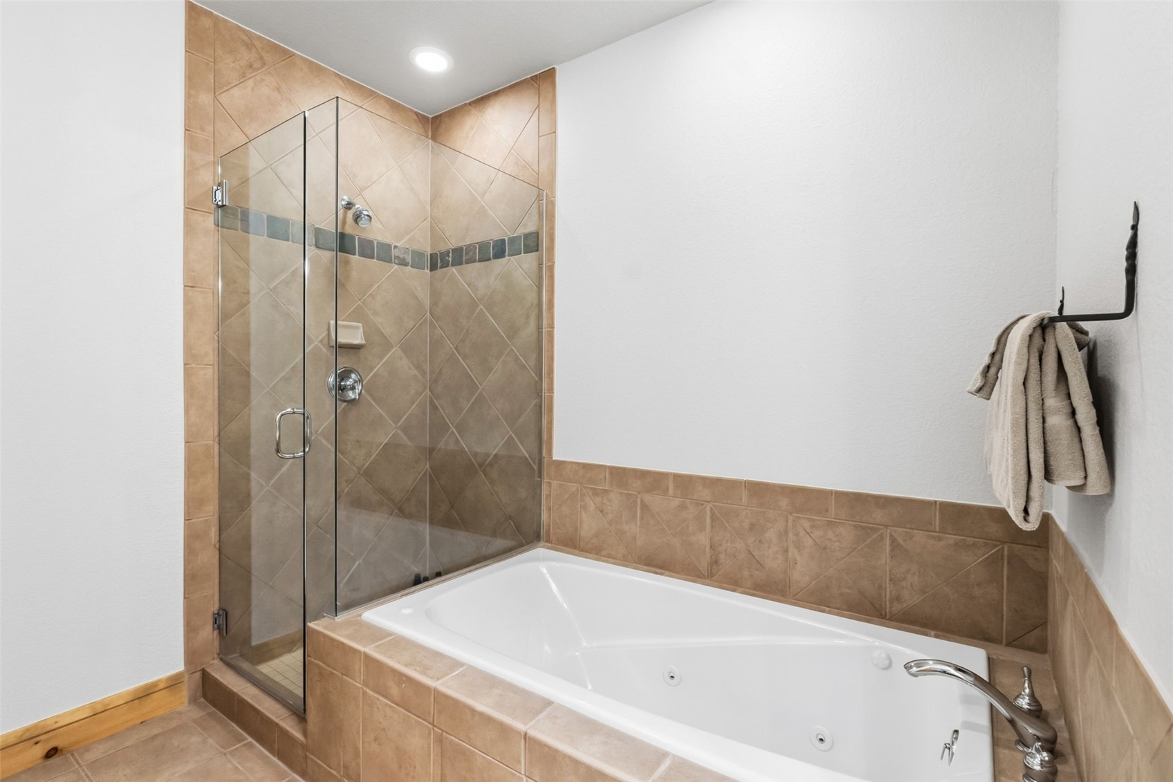 189 Tip Top TRAIL 6562