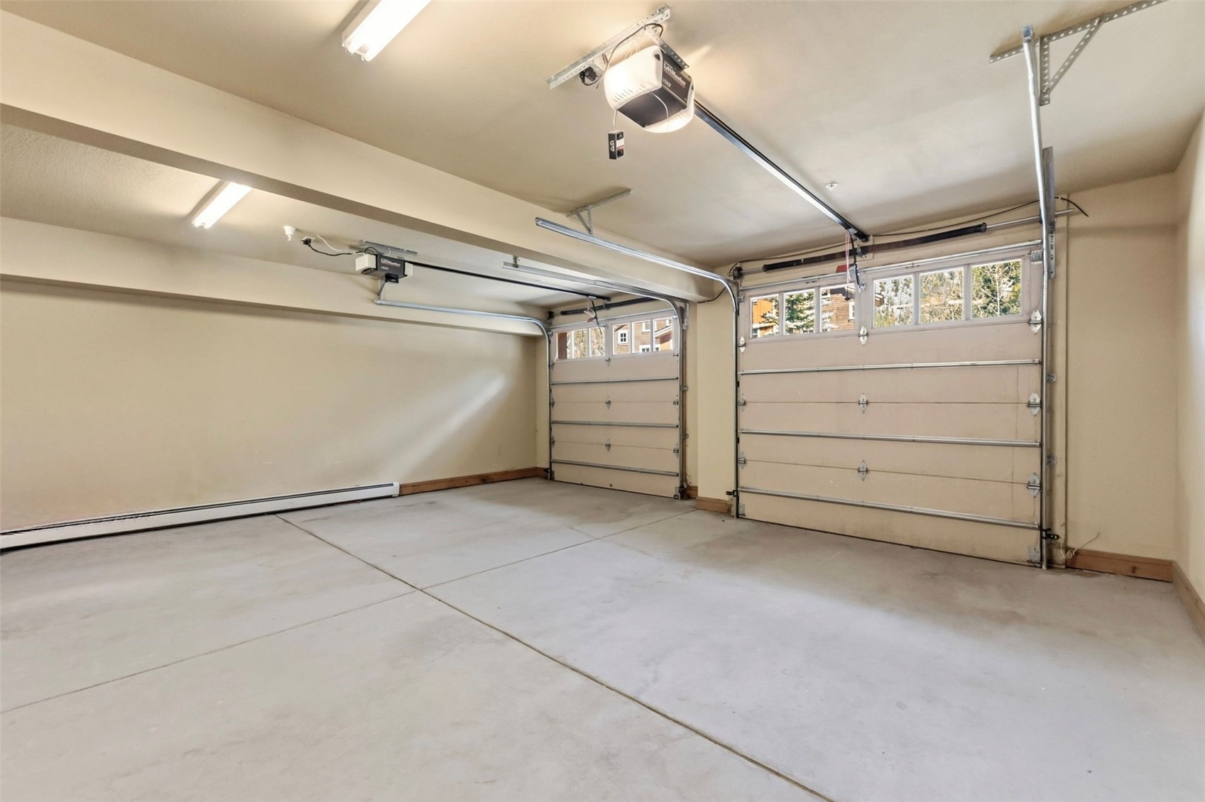 189 Tip Top TRAIL 6562