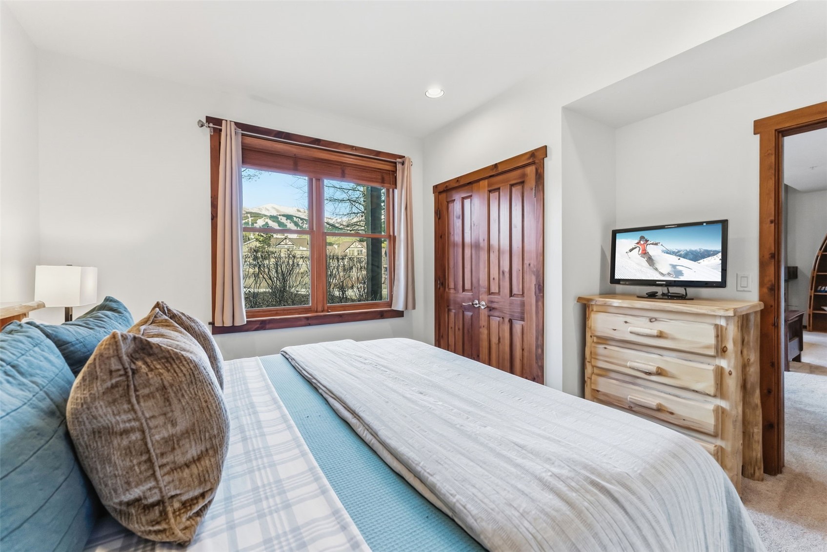 680 S Main STREET 26