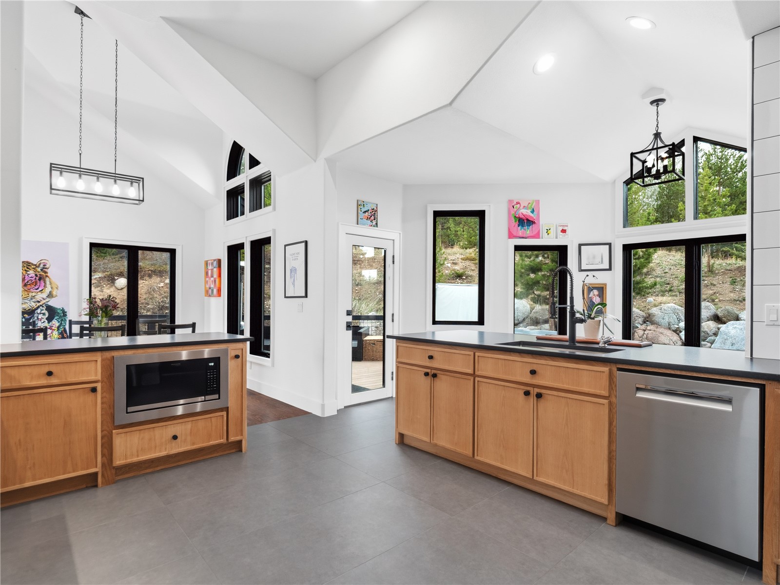 1799 Falcon DRIVE