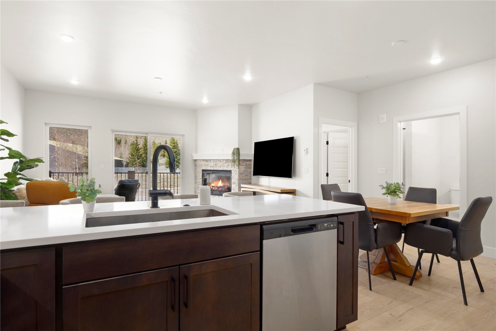 125 W Keystone ROAD 303