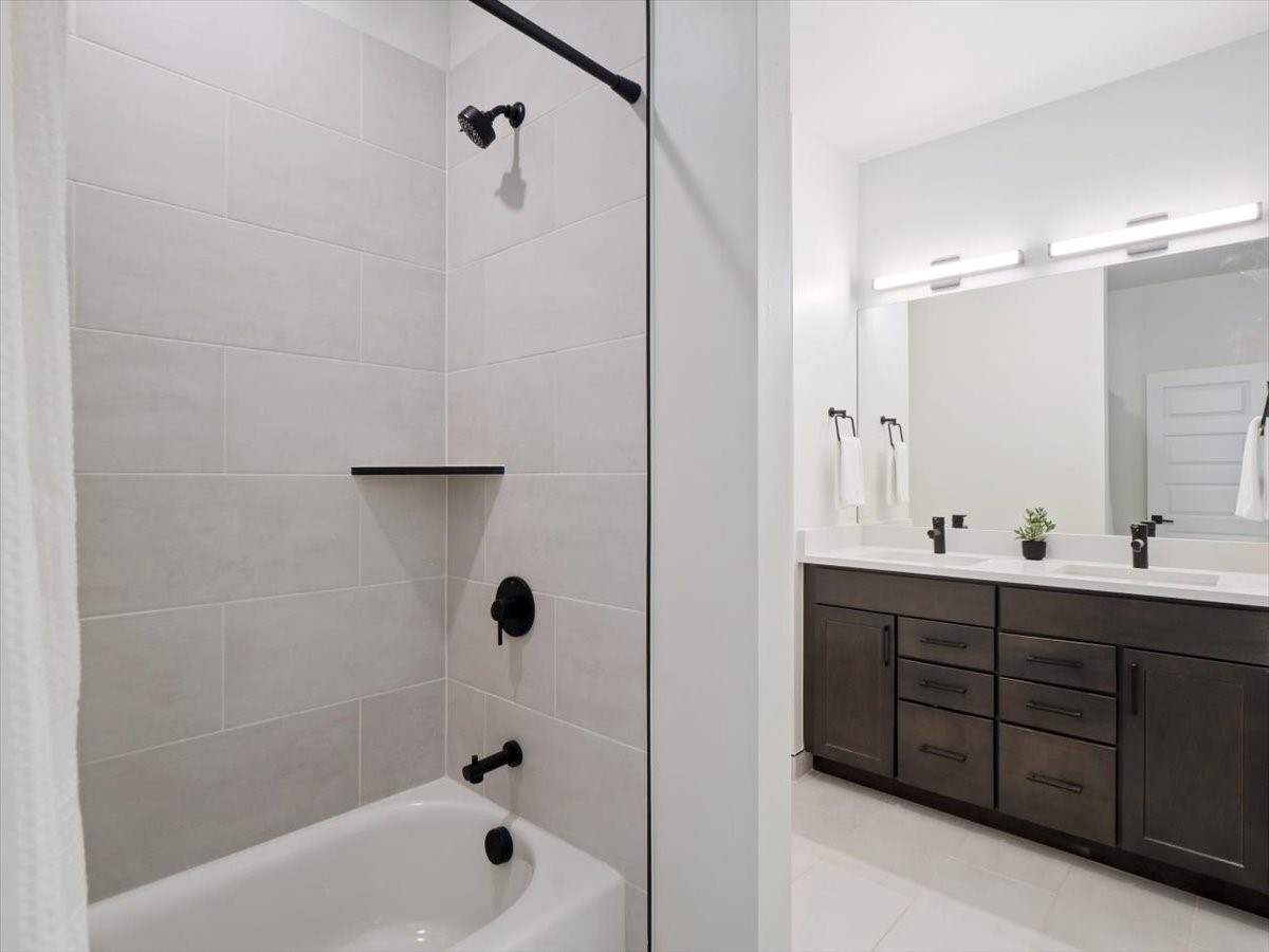 125 W Keystone ROAD 303