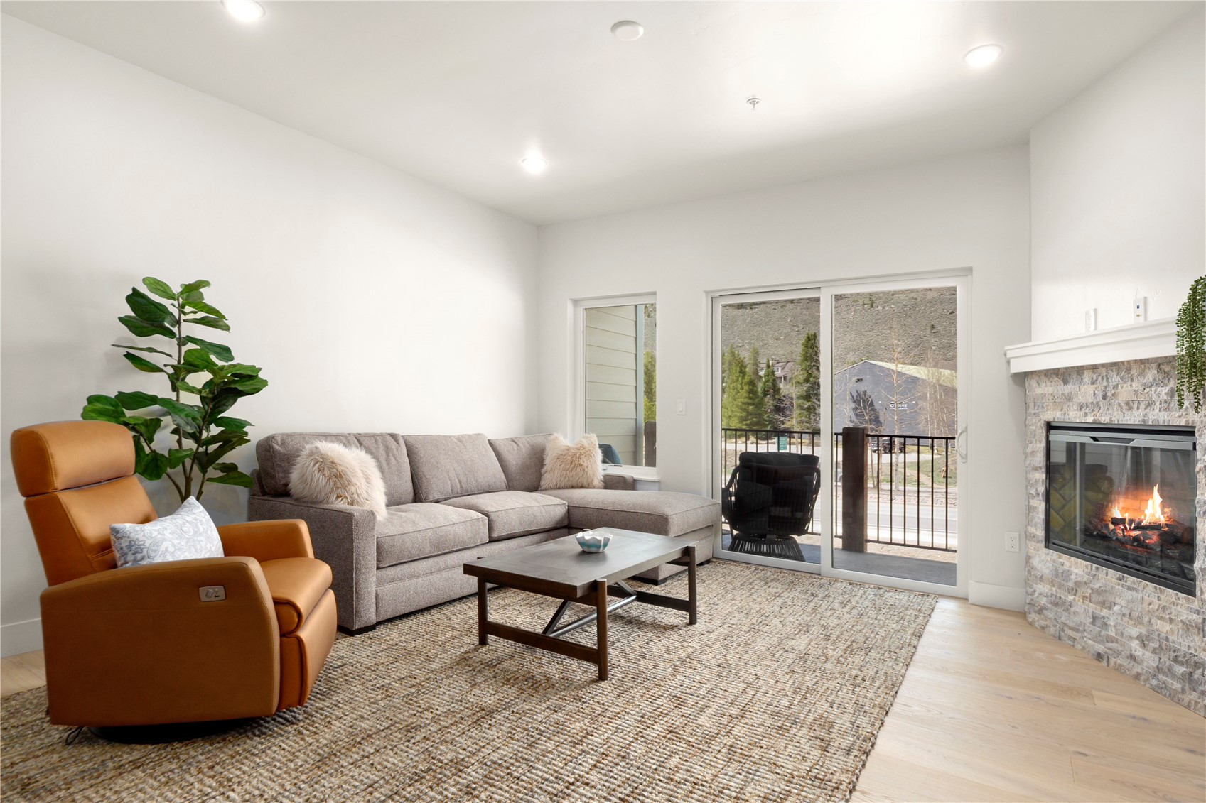 125 W Keystone ROAD 303