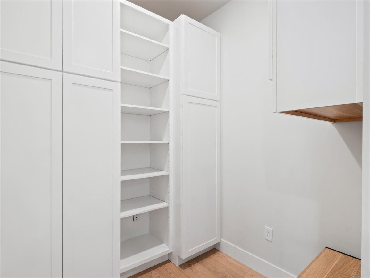 125 W Keystone ROAD 303