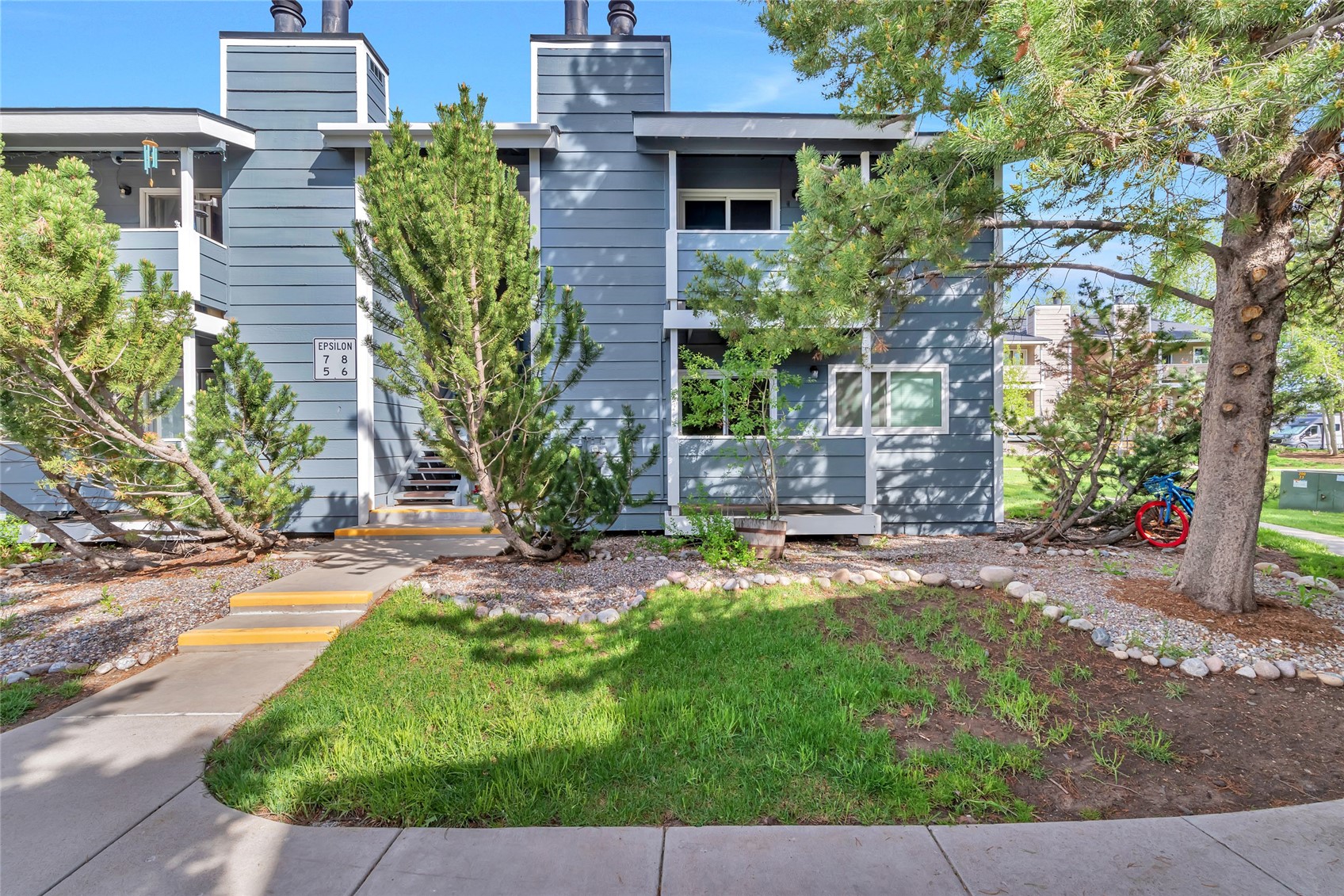 1300 Athens Plaza 8