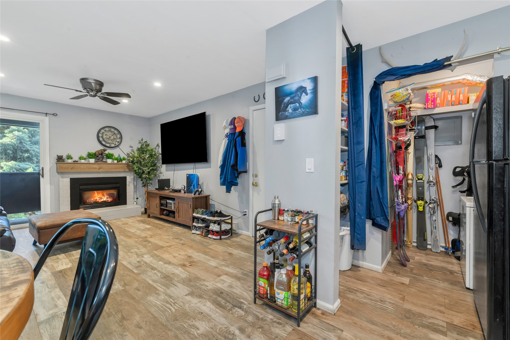 1300 Athens Plaza 8