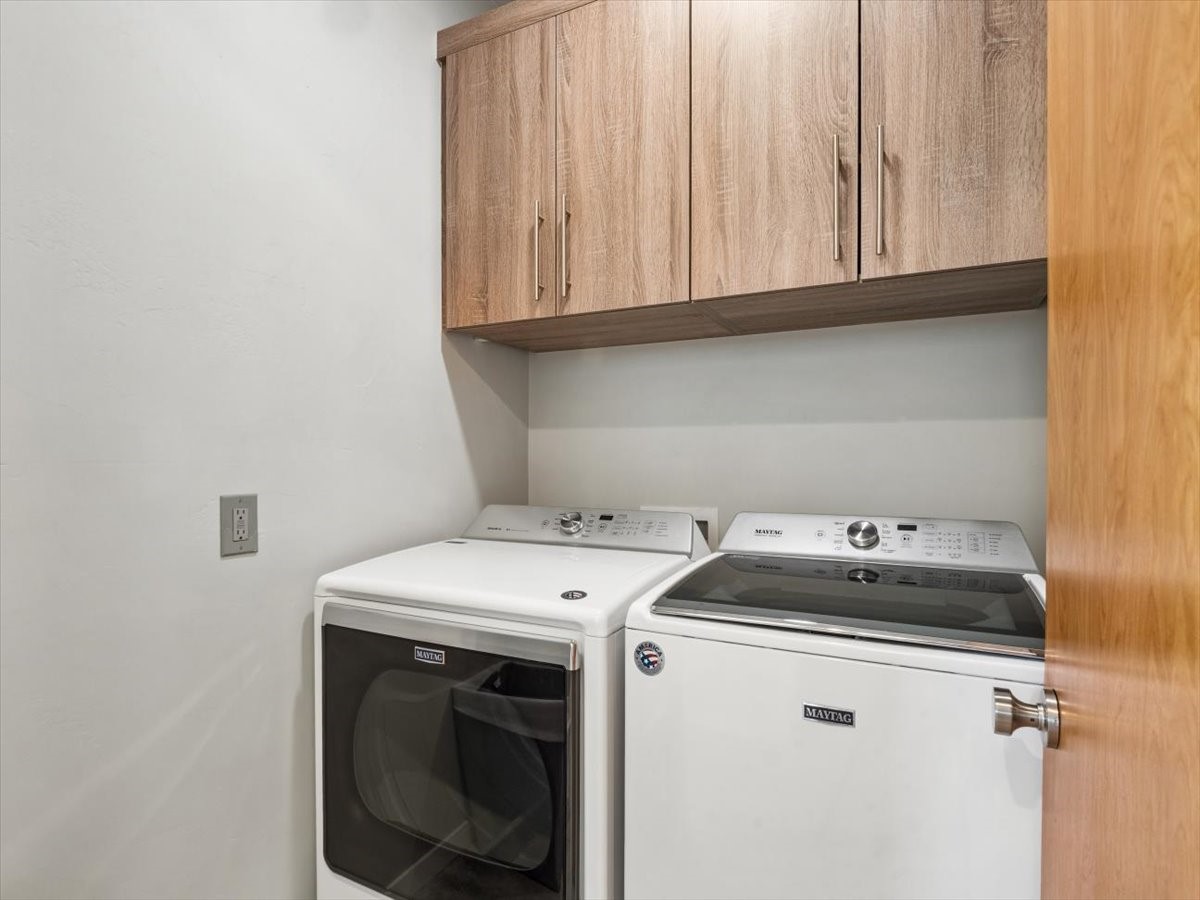 25 Wildernest COURT