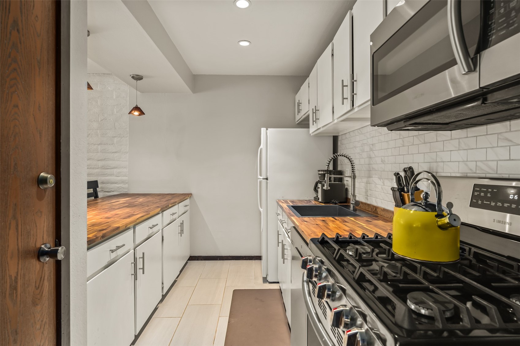 14 SEQUOIA COURT 14