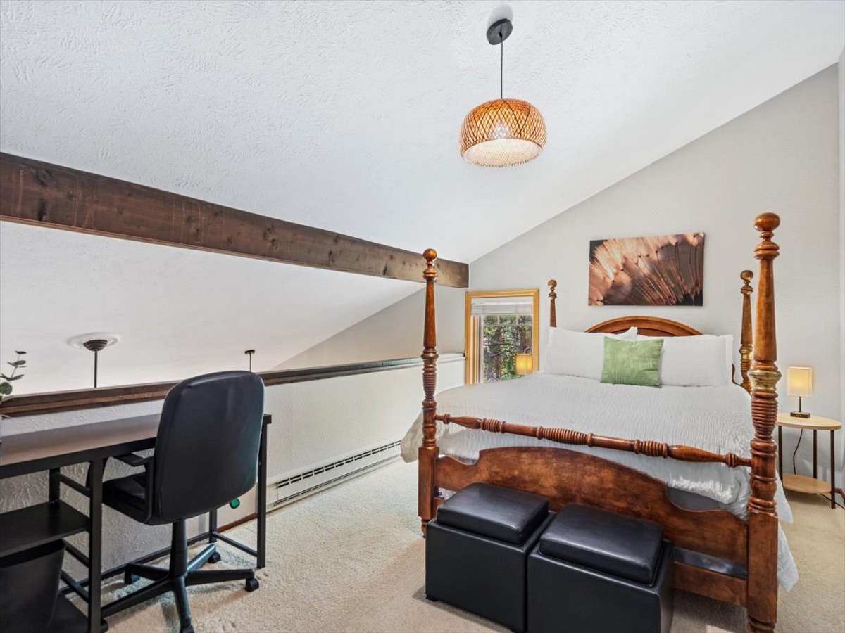 800 Columbine ROAD 11