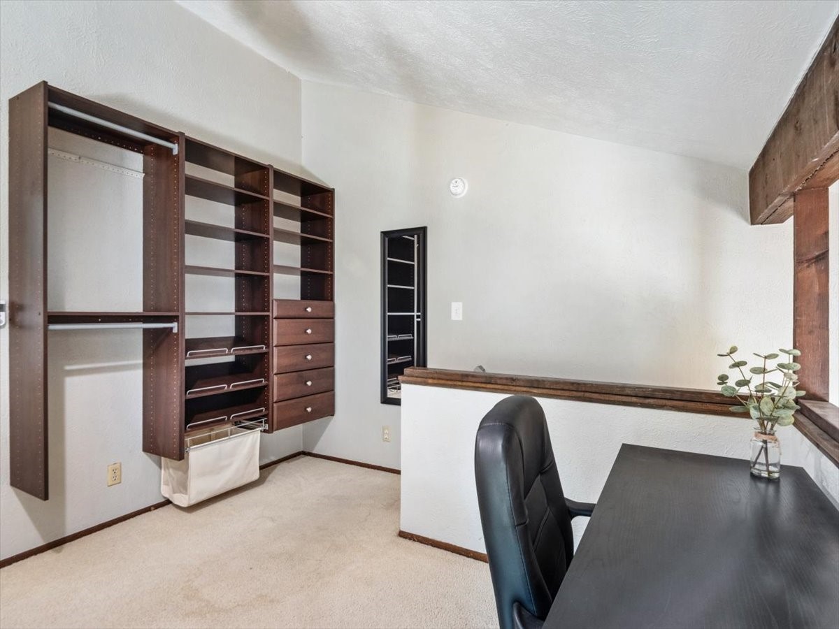 800 Columbine ROAD 11