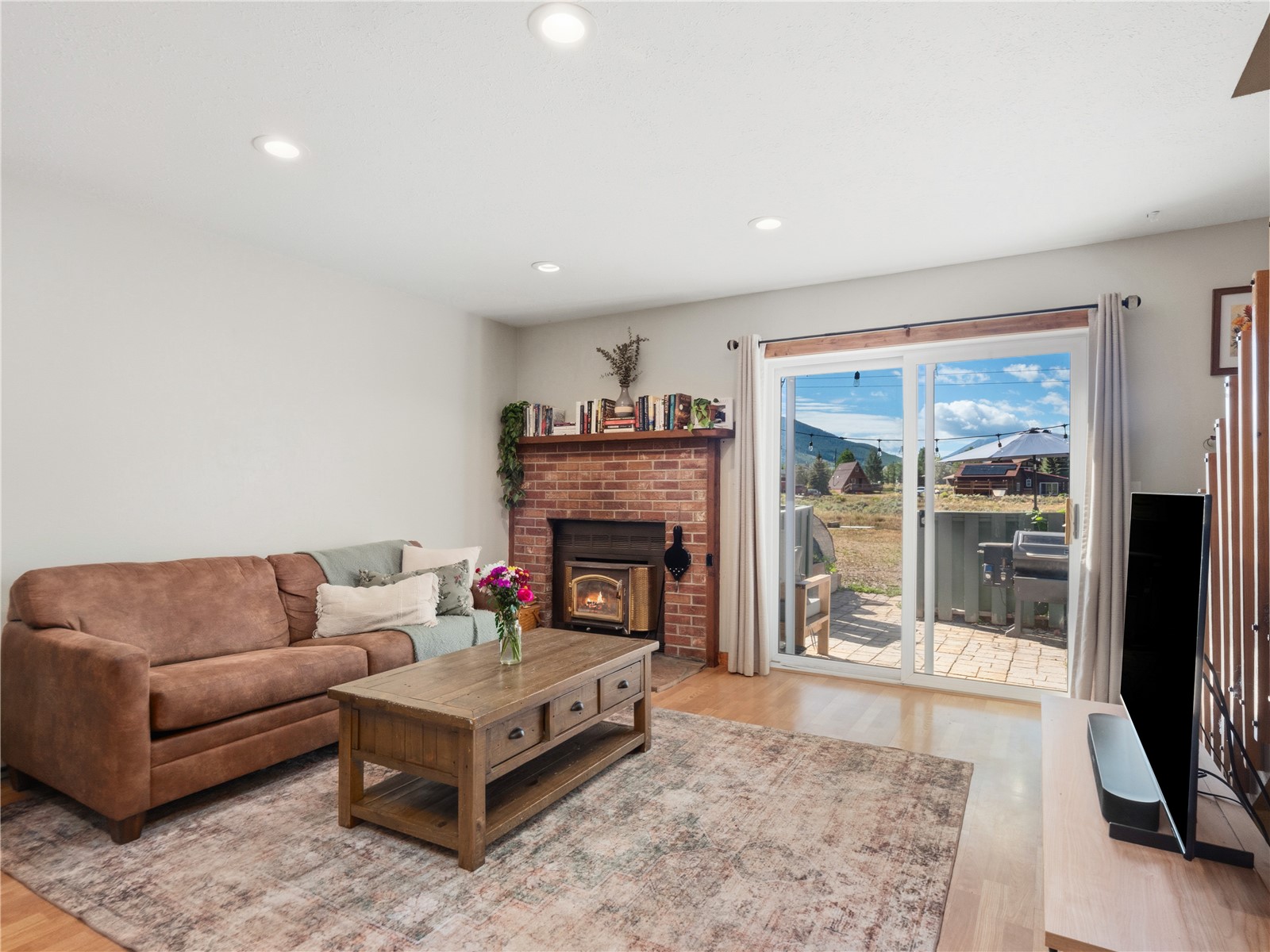 258 Cove BOULEVARD 4