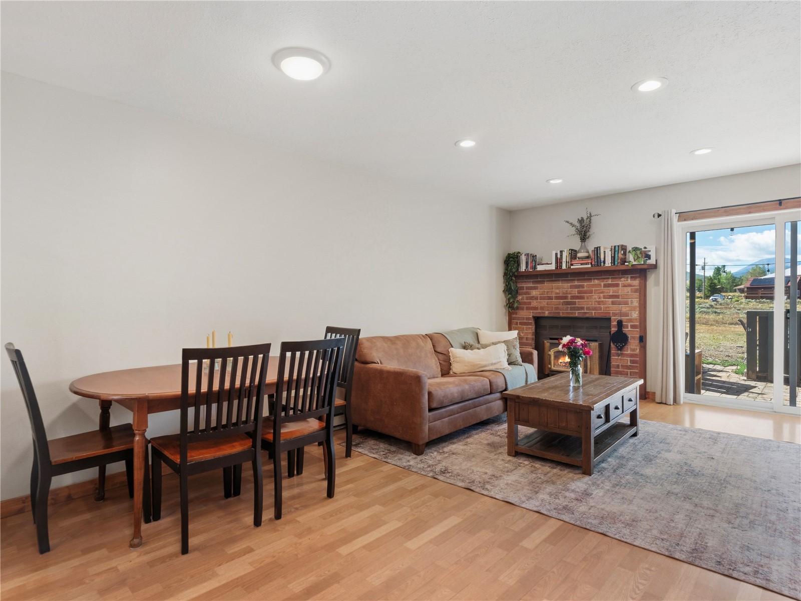 258 Cove BOULEVARD 4