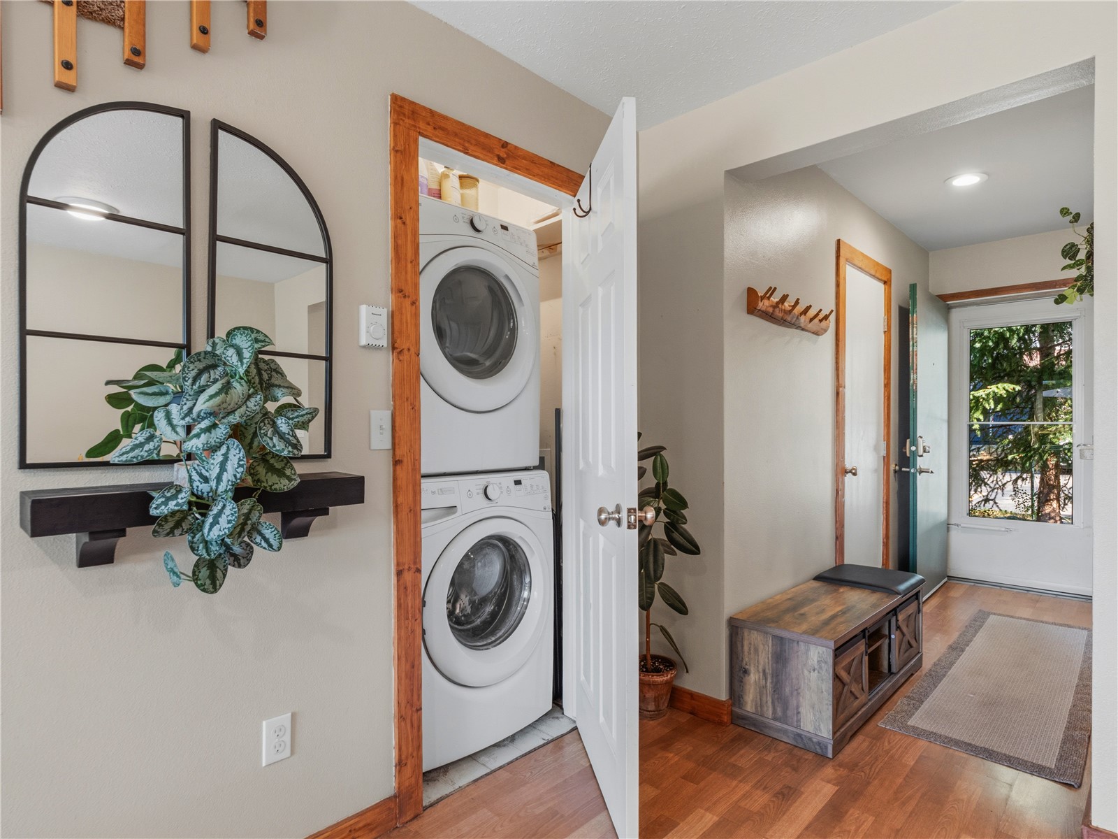 258 Cove BOULEVARD 4