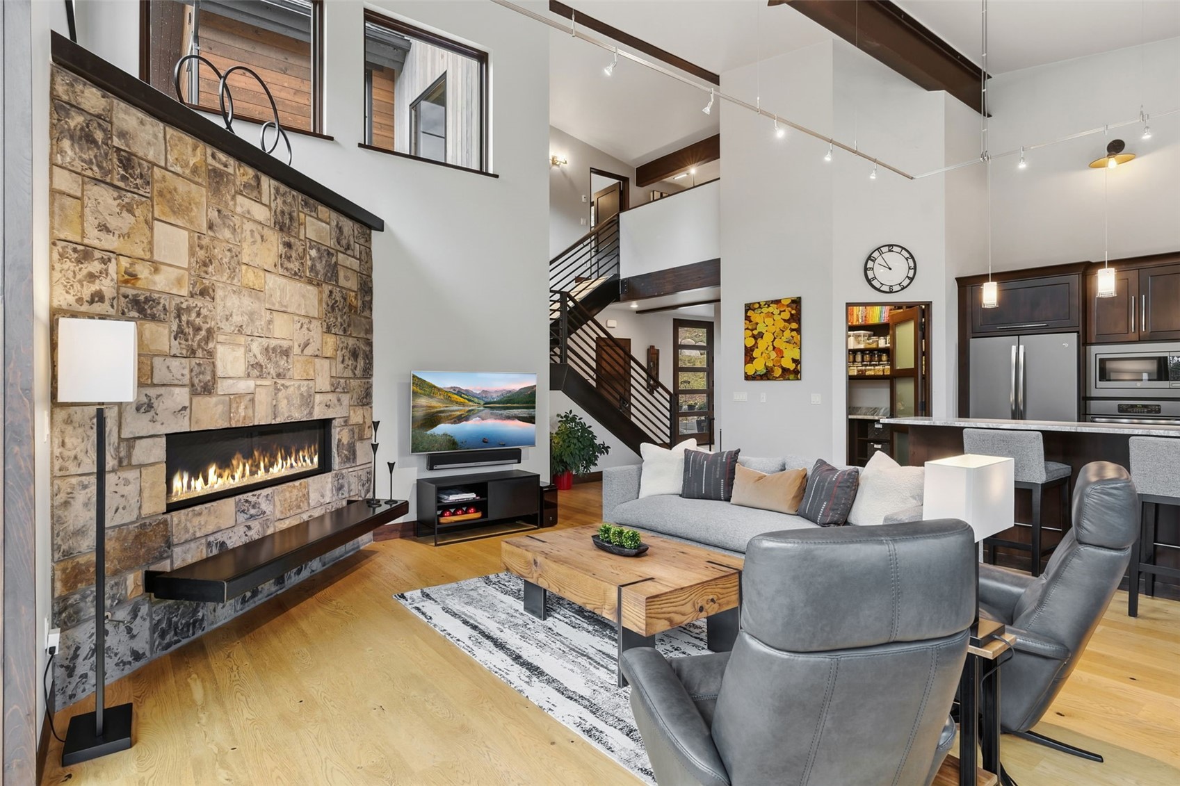 579 N Fuller Placer ROAD