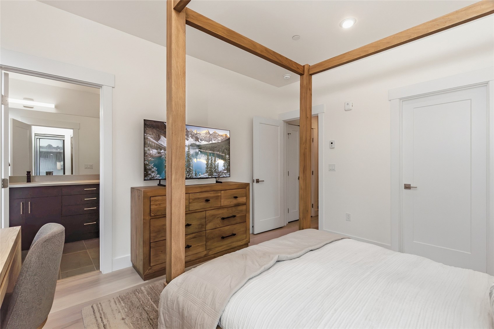 740 Blue River PARKWAY C26