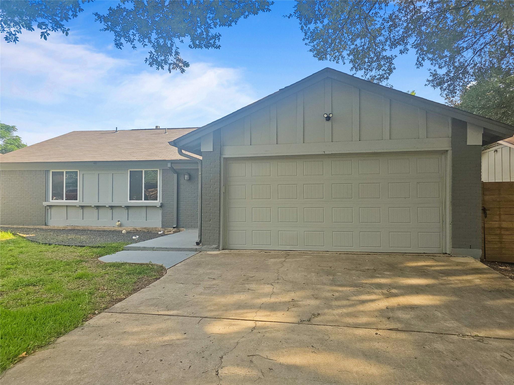 2609 Carlow DR