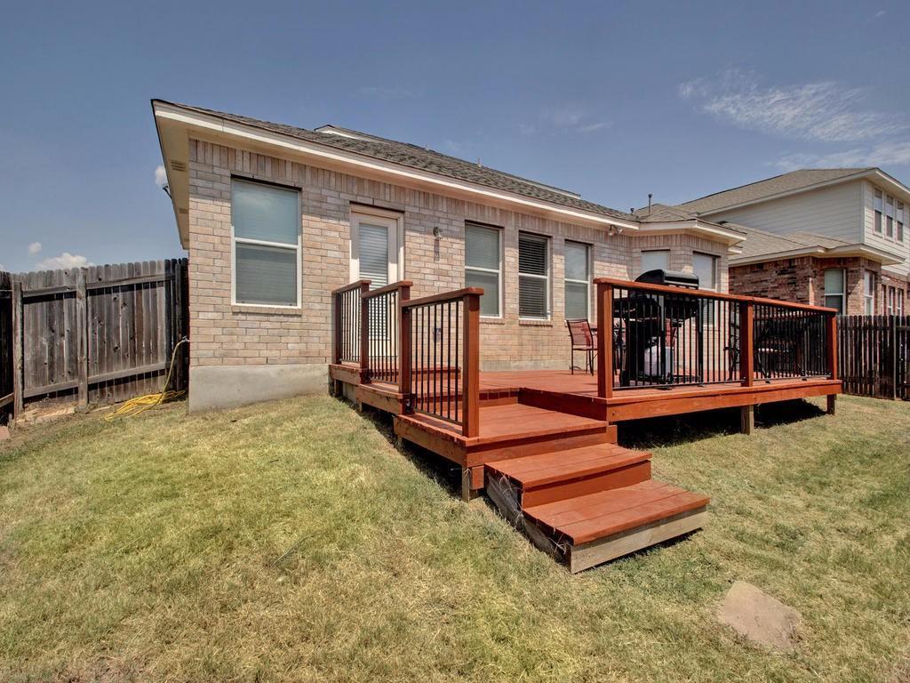 15104 Fernhill DR