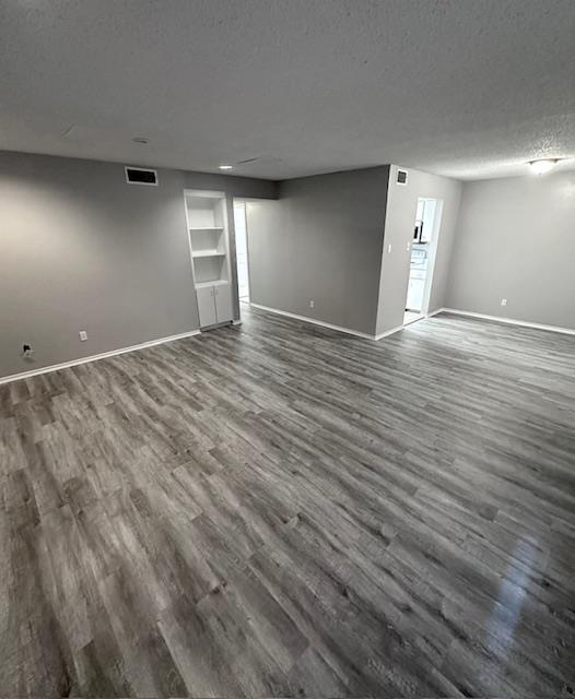 2401 NW Leon ST # 110