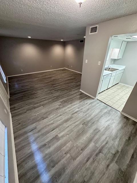 2401 NW Leon ST # 110