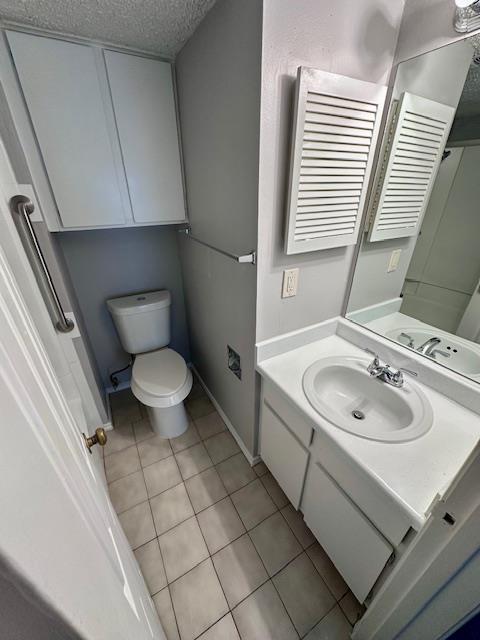 2401 NW Leon ST # 110
