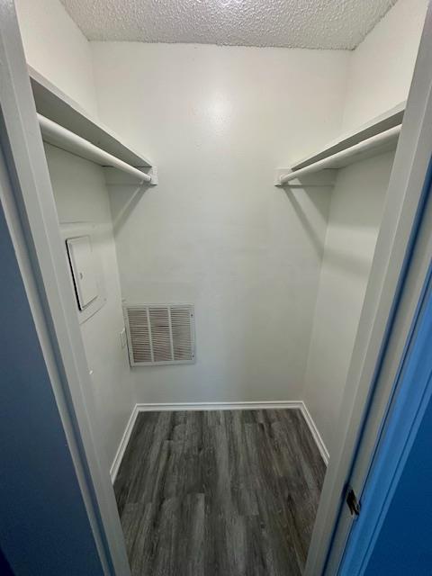 2401 NW Leon ST # 110