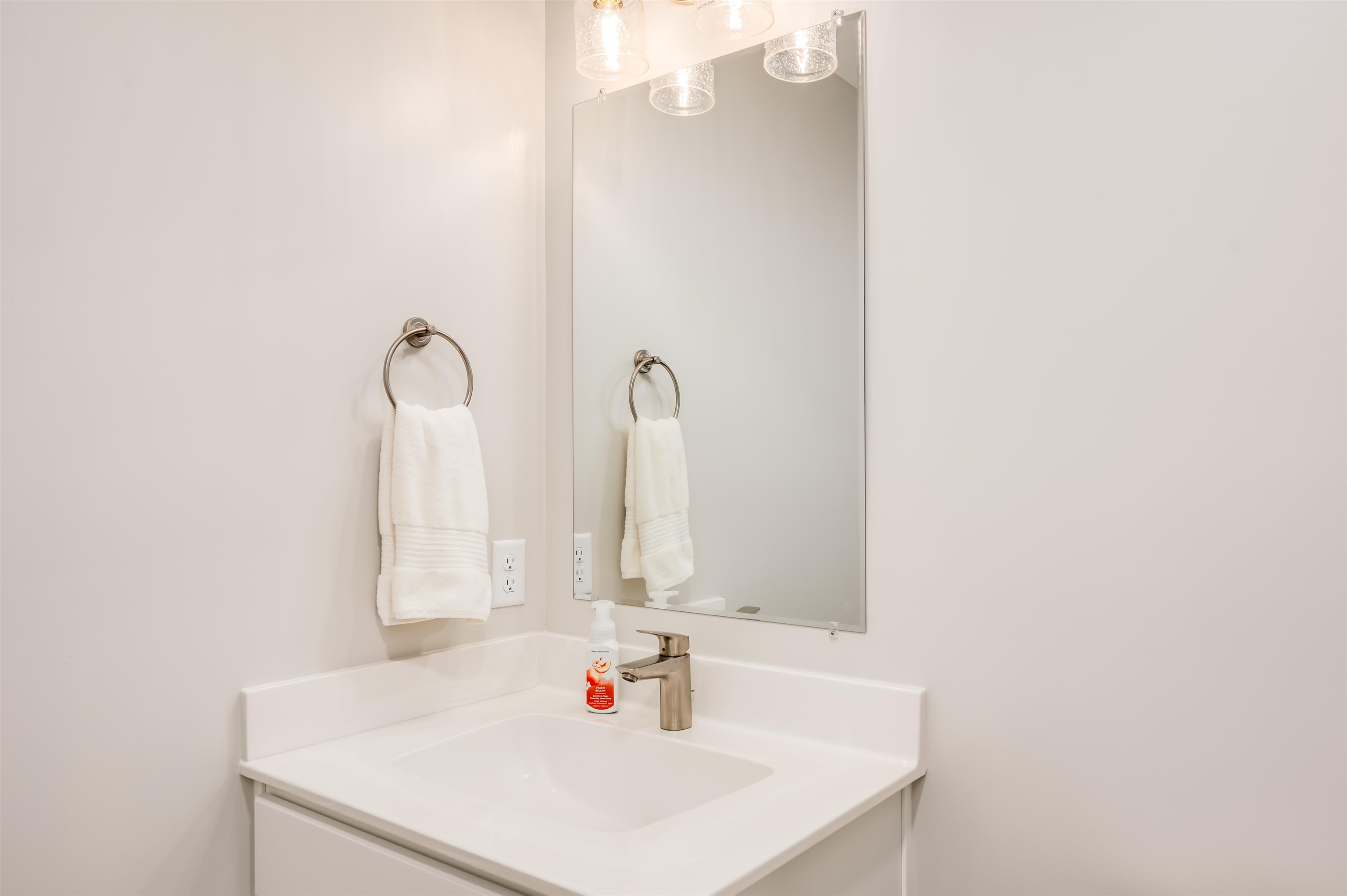 6A Cardinal Lane Unit: Unit 6A
